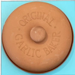 Original Garlic Baker. Excellent Condition is Used. Boston Warehouse Trading Corp Bake Dish Bowl With Lid 7”.