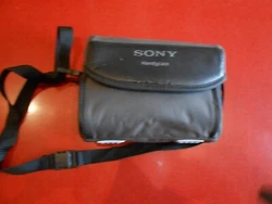 tres peu utilise comme neuf camescope handycam   sony digital video camera recorder  dcr-trv12e-trv19e-trv22e-trv33e...