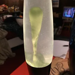 Vintage 1999’s Era Lava Lamp LP-20A -16”-Inch Pea Green Lamp W/Black Base. Plug in and warm it up for 30-40 minutes...