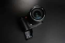 Leica SL2 case can fit SL2-S also. Material:real cow leather. You dont need to take off the half case when you change...