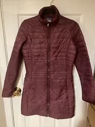 Patagonia Long Puffer Quilted Coat Jacket Womens Size: S. Excellent condition!C5