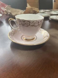 COLCLOUGH BONE CHINA ENGLAND TEA CUP & SAUCER Numbered 7445 Gold Beautiful.