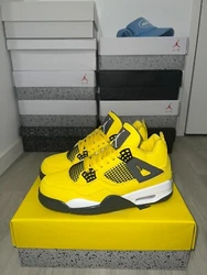Jordan 4 Lightning neuf !