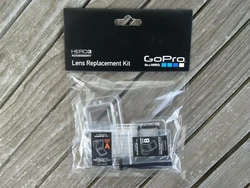 Ce kit contient tout ce dont vous avez besoin pour remplacer la lentille en verre de votre boîtier de plongée HERO 3+...