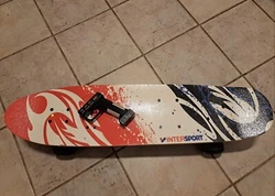Maverix Phantom. Édition spéciale Intersport. Skateboard électrique. 
