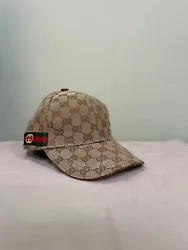 Lightly use adjustable baseball cap with dust bag no label Gucci Brown with red and green striped GG logo print