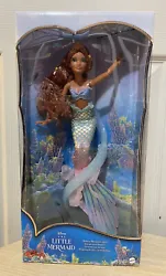 Disney The Little Mermaid Deluxe Mermaid Ariel Doll with Iridescent Tail Hair.