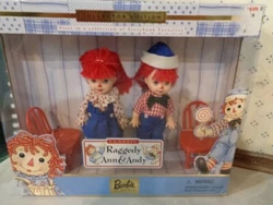 This is a nice new in box Mattel 1999 Barbie Kelly & Tommy as Raggedy Ann & Andy dolls.   Box shows minor wear &...