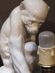Superbe et Rare Lampe Singe en Porcelaine de la Manufacture Almande Gebruder Heubach Veilleuse Statue Art Déco...