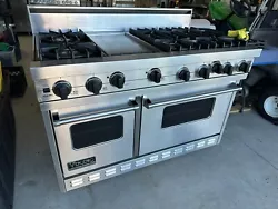 There are two all gas ovens one equipped with convection and royal functions. The range is tested and working properly....