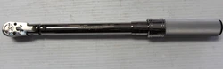 No major scratches, handle in great shape (see pictures). Tool does not look used.