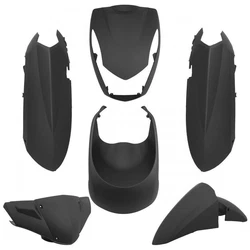 Kit carénage neuf adaptable 6 pièces coloris noir mat. SPO Moto Scooter. - Tablier avant. - Couvre guidon avant. -...