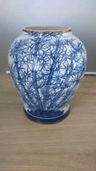 Asian vase. Vase asiatique.