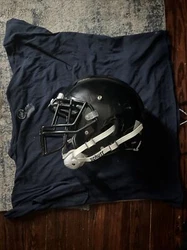 Schutt Vengeance DCT Adult Med Football Helmet. This helmet has only been used twice during the same 2-day camp. helmet...