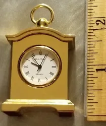 Bulova Solid Brass Small Desk Clock - keeps time, new battery.