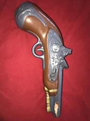 This vintage liquor bottle decanter is a unique addition to any collection. The design features a pistol gun,...