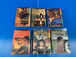 JK Rowling fo rmats poche Folio Junior. Edition ancienne. Bon état général pour le lot.
