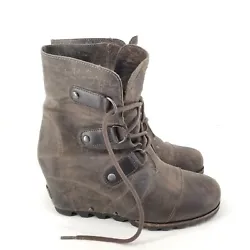 B11 Sorel Joan of Arctic Wedge Mid Womens Boots Size 9 Brown Leather Distressed.