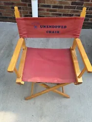 This University of Richmond directors chair is a must-have for any fan of the Unendowed Chair tradition. Crafted from...