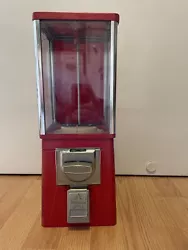 VINTAGE Amerivend vending Machine (25cent). **no keys*****