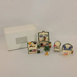 Avon Victorian Memories Miniature Furniture Collectibles Patio 2001 6 piece Set. Part of the 