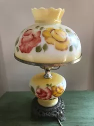 Red Rose w/ Yellow Rose on yellow. Very Good Condition.