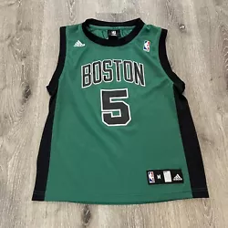 Youth Kevin Garnett Boston Celtics NBA Jersey Size Youth Medium.In great used condition!