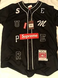 supreme jersey Size XL, Color Black..