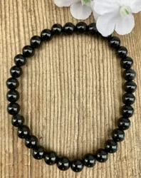 WEIGHT: 10g. SIZE: (Approx) 6mm - bead size.
