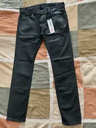 Color: 0837C - black wax coated. style: thavar-ne jogg sweat jeans.
