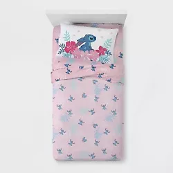 •Lilo and Stitch theme •Twin sheet set •Includes: 1 flat sheet, 1 fitted sheet, and 1 pillowcase •Machine wash...