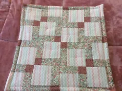 Patchwork Quilt Table Topper Floral Pink Wall Decor 18x18 New Pastel colors: green,pink,light blue see picturesOne...
