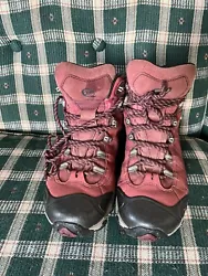 Oboz Bridger mid hiking boot 9.5wide GUC Women’s Red.
