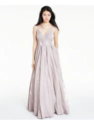 Youll find versatile wardrobe trends that will look perfect with various outfits and occasions. Manufacturer: B DARLIN....
