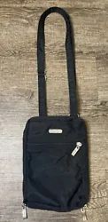 Baggallini Small Crossbody Convertible Shoulder Messenger Waist Bag Black. Th bag is in very good preowned condition....