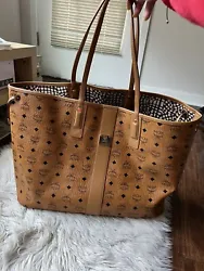 NEW MCM LARGE Liz Reversible Shopper TOTE BAG COGNAC Brown Logo. Only worn once, perfect condition