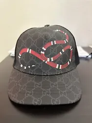 Gucci GG Baseball Cap With Web In Black Size S Snake Design On Front - Authentic. Condition is Pre-owned. Shipped with...