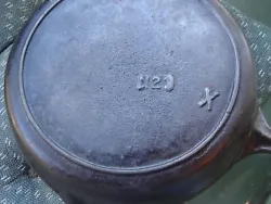 Vintage number 8 cast iron skillet - Fry pan as shown. This is marked with a raised 8 as shown. It has a heat ring and...