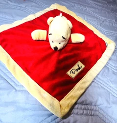 Adorable Plush Winnie the Pooh red with yellow trim security Blankie14x15super soft rarely taken off shelfclean smoke...