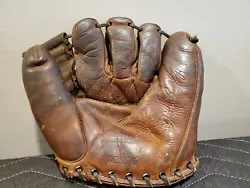 1950s Jim Busby Wilson Baseball Glove Ball RH five Finger model A2970 rare mk. Shipped with USPS Priority Mail.  This...