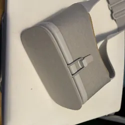 Google Daydream View 3D Virtual Reality VR Headset.