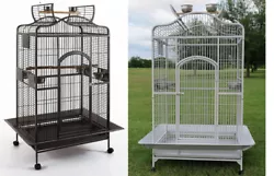 Locking food bowls (interior and playtop). Perfect for large bird cage like macaws, cockatoos and other large birds....