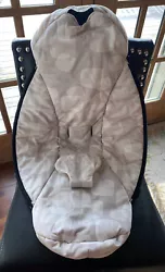 4Moms From model 1026 or 1037MamaRoo Fabric Seat Cover, as shown Gray with white Replacement Part In very good...