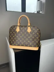 Louis Vuitton Alma Monogram Canvas Bag. Width: 12 inchesHeight: 9.5 inchesDepth : 6.3 inchesAuthentic pre-loved Louis...