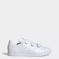 Features of the Stan Smith Shoes. Video of the Stan Smith Shoes Easy on the planet. With a synthetic leather upper and...