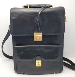 Excellent clean condition. Does not appear to have been used. See photos for details.
