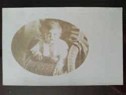 You are bidding on the item in the title. I am not a collector and I am certainly not an appraiser. Please look at the...