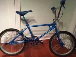 This is a 1978 Redline MX2, powder coated Blue. It has a mix of old and new old stock components. Some from the 80s era...