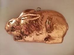 VINTAGE COPPER BUNNY RABBIT MOLD  FOR  CAKES, JELLO or DISPLAY   3 Cup Capacity  Has Hanger to Display   Excellent...
