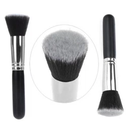The flat brush can used to your cheeks, jaw line, chin, forehead, nose and body for a healthy and natural glow. Easy to...